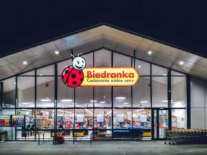 W sierpniu 2025 roku w Polsce odbędzie się tylko jedna niedziela handlowa &ndash; 31 sierpnia. W pozostałe dni obowiązuje zakaz handlu z wyjątkami.