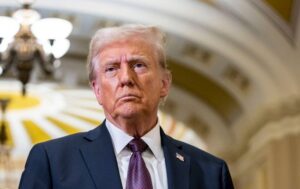 Spotkanie Trumpa, Putina i Zełenskiego jest możliwe, jeśli uda się zbliżyć stanowiska Rosji i Ukrainy. Sekretarz stanu USA ujawnia szczegóły dotyczące warunków i sankcji.