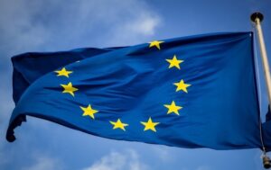 Ukraińcy z ochroną tymczasową nie muszą rejestrować się w ETIAS. Wystarczy potwierdzenie statusu przy przekraczaniu granicy. System ruszy po 2026 roku.