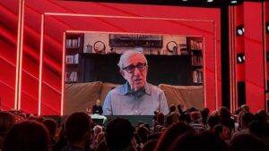 Woody Allen wziął udział w festiwalu filmowym w Moskwie. Ukraina ostro reaguje. Skandaliczny reżyser znów w centrum międzynarodowej krytyki.