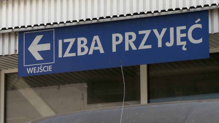 Agresywny pacjent zaatakował personel w szpitalu w Sosnowcu. Interweniowała policja. Grozi mu do 5 lat więzienia.