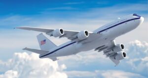 USA testują nowy samolot &bdquo;dnia sądu&rdquo; Boeing E-4C, kt&oacute;ry zastąpi flotę zimnowojenną i wzmocni system dowodzenia nuklearnego w czasach globalnej niestabilności.