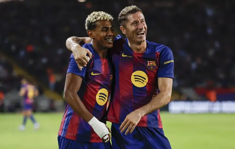 Barcelona – PSG w Lidze Mistrzów: gdzie oglądać transmisję, jakie są kursy bukmacherów i co radzą eksperci przed wielkim starciem.