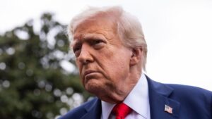 Komentarze Trumpa o Ukrainie wywołują mieszane reakcje – Europa ma przejąć większą rolę w wsparciu Kijowa.
