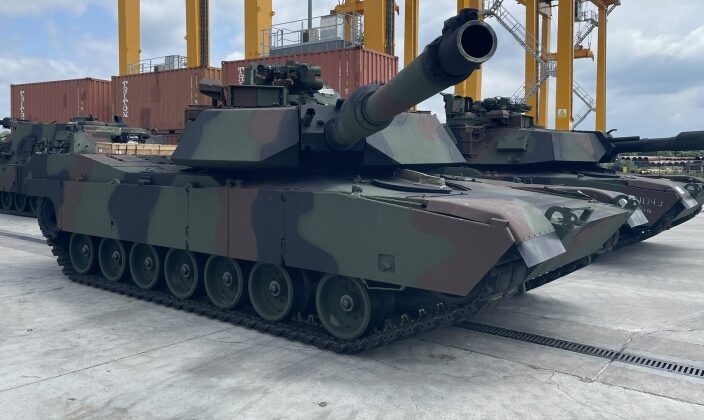 Ile Abramsów ma Polska? Ponad 480 czołgów, w tym najnowsze M1A2 SEPv3. Sprawdź, czy to najlepszy czołg świata, jaki jest najnowszy model w Polsce i co może zastąpić Abramsy.