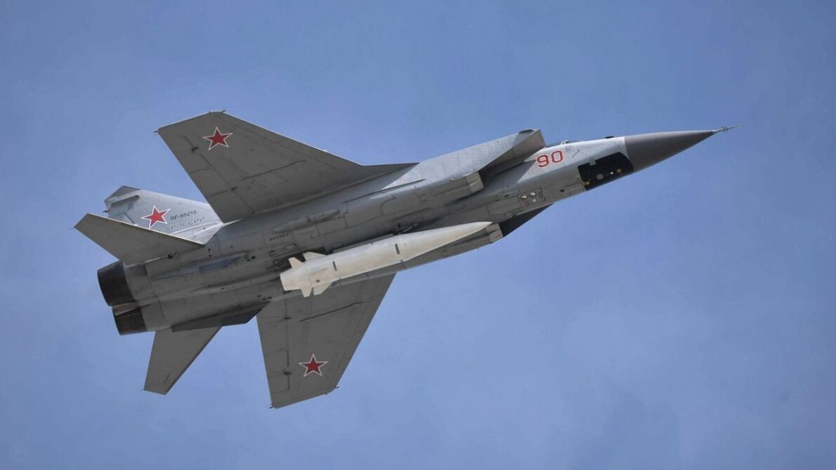 Trzy rosyjskie MiG-31 naruszyły przestrzeń powietrzną Estonii. Tallinn mówi o bezprecedensowej agresji i przekazuje Rosji notę protestacyjną.