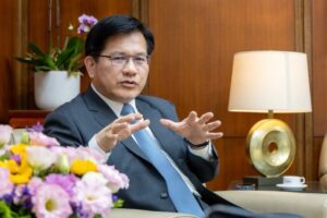 Tajwański minister Lin Chia-lung wezwał Europę w Warszawie do wsparcia Tajwanu wobec autorytarnych zagrożeń ze strony Chin i Rosji.