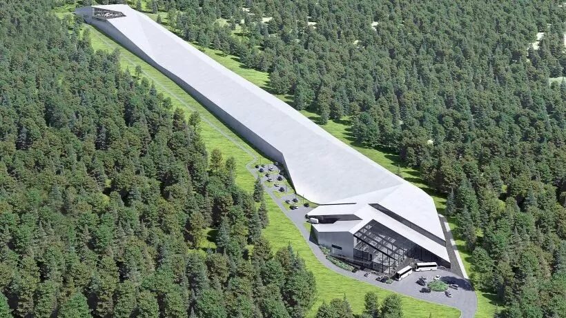 Pierwszy kryty stok narciarski w Polsce (Babica, Wadowice) o długości 650 m, potencjalnie najdłuższy na świecie. Zobacz detale: nachylenie, aquapark, dojazd.