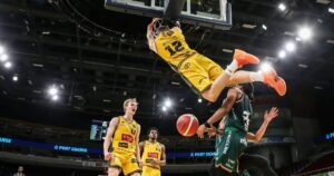 Śląsk Wrocław vs Trefl Sopot to hit OBL (dawniej Energa Basket Liga) w styczniu 2026. Analiza składów, transfery, taktyka i ceny biletów. Sprawdź, kto wygra we Wrocławiu.