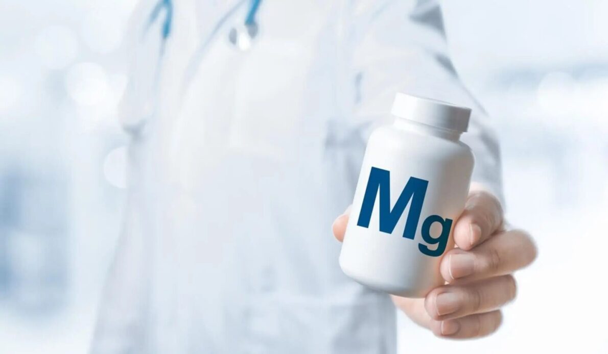 Magnez — nadmiar suplementów może powodować hipermagnezemię, arytmie i zatrzymanie serca. Dowiedz się, jakie dawki są bezpieczne i jakie objawy ostrzegają.
