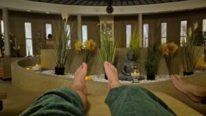 Najlepsze spa Warszawy 2025: ranking TOP 5, ceny, opinie Google, zniżki, adresy i praktyczne porady wellness. Sprawdź, gdzie naprawdę warto iść na masaż i saunę.