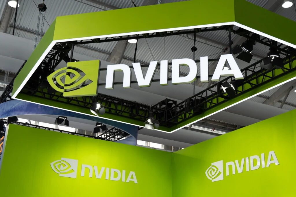 Brookfield Asset Management i Nvidia uruchamiają Fundusz AI o wartości 100 mld USD. Inwestycja ma sprostać rosnącemu zapotrzebowaniu na energię i centra danych.