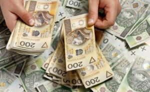 NBP wprowadza złotą monetę 100 zł, limit 1500 sztuk, cena 20 300 zł. Moneta kolekcjonerska przypomina banknot, dostępna od 9 lutego 2026 r.